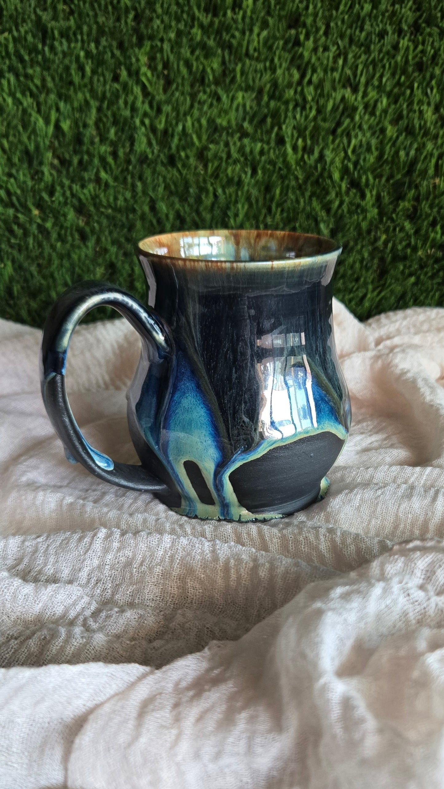*Seconds* Medium Mug - Nocturne