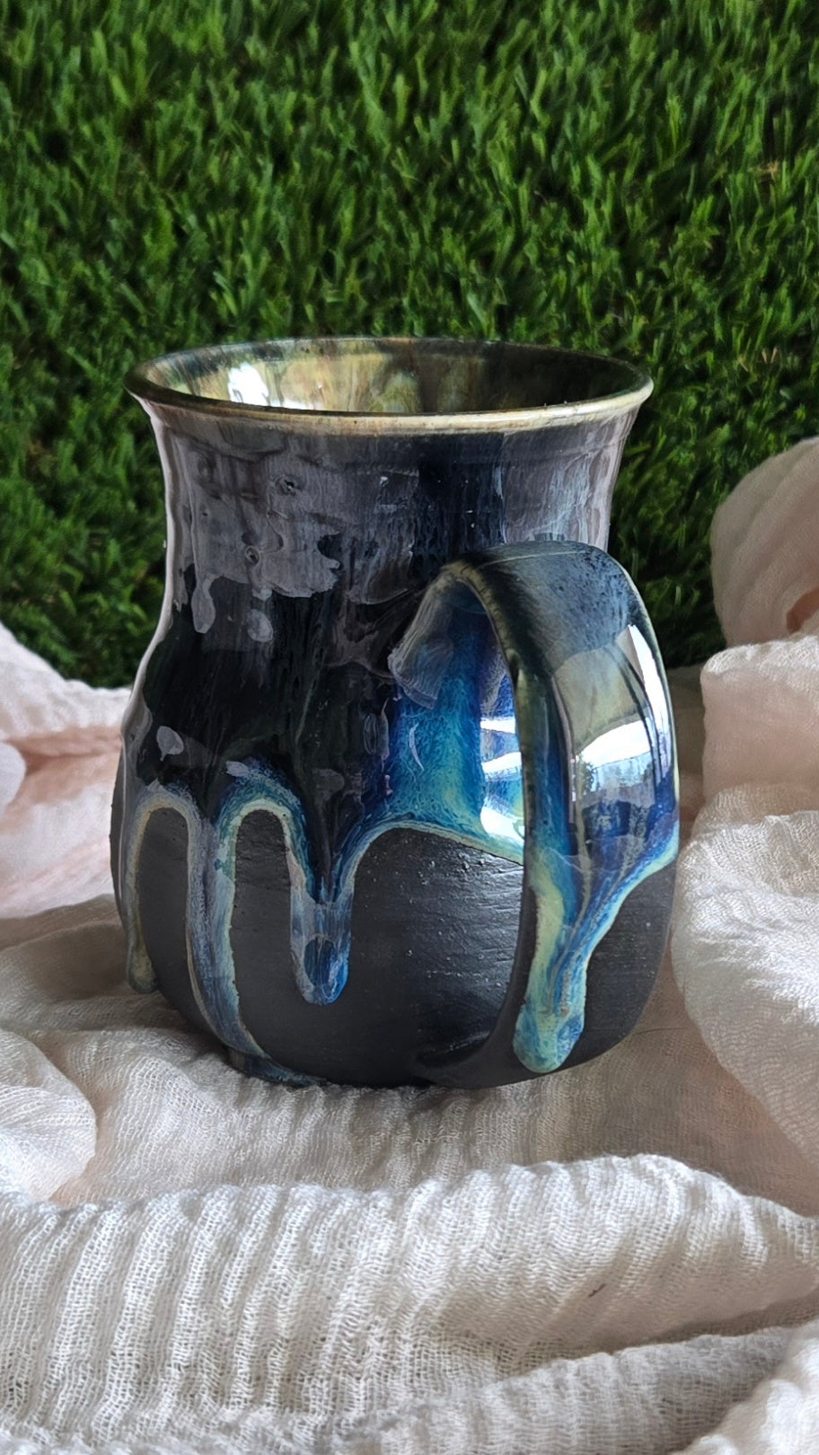 *Seconds* Medium Mug - Nocturne