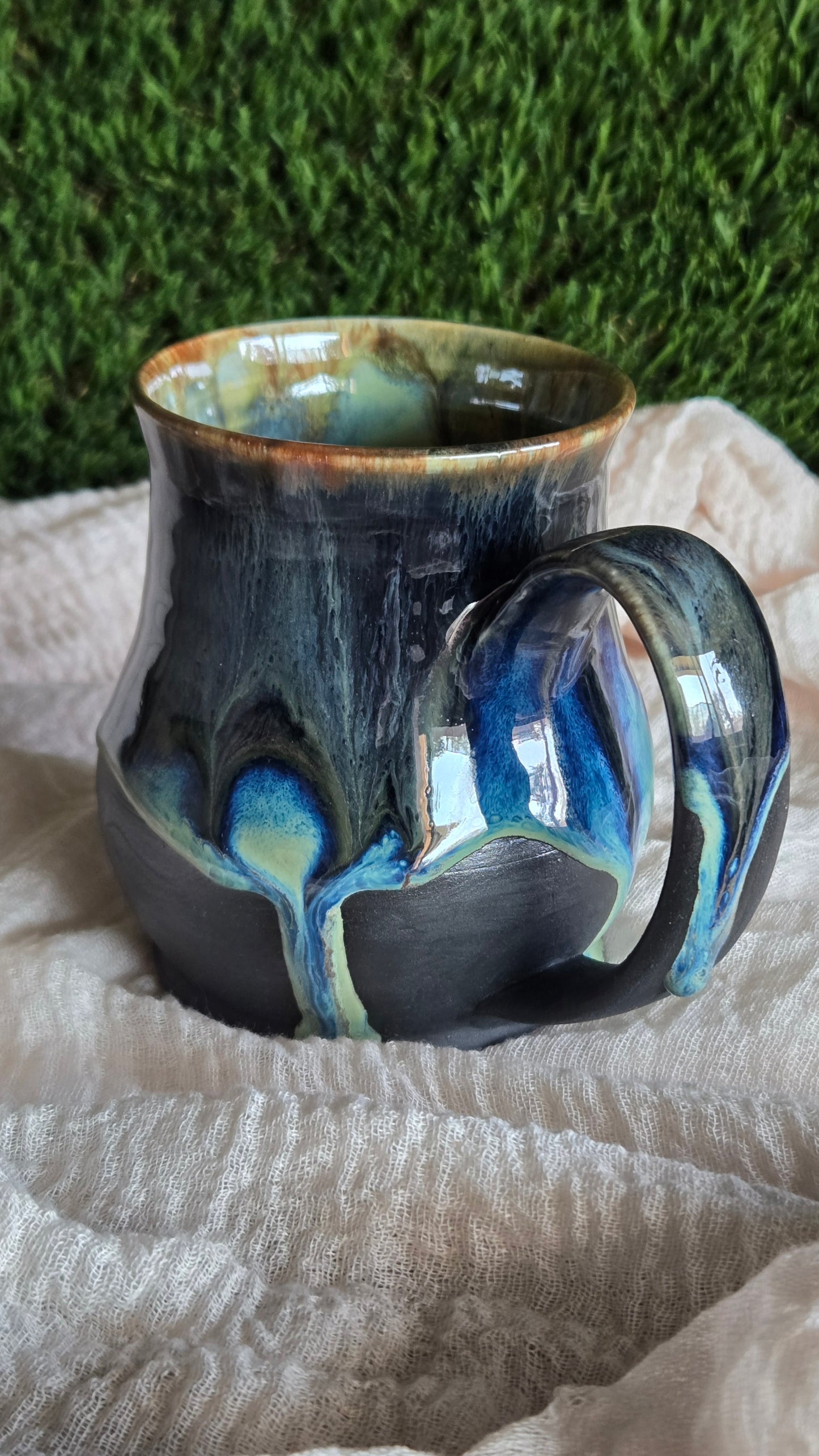 *Seconds* Medium Mug - Nocturne
