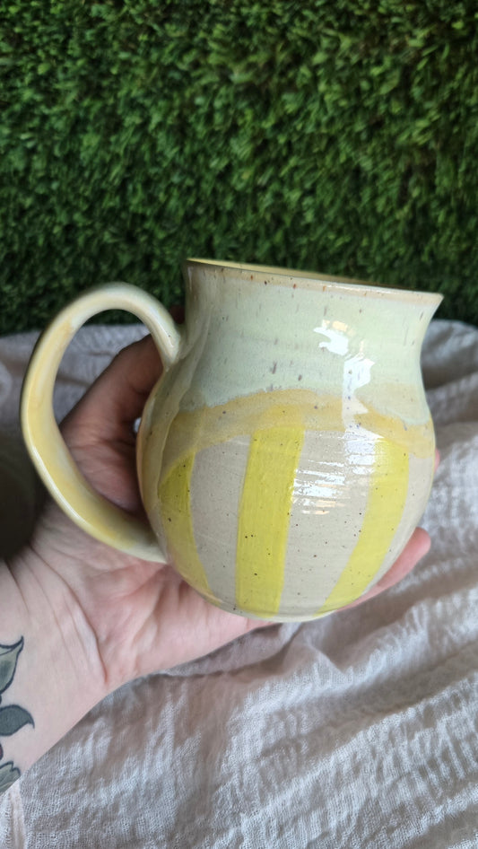 Medium Mug