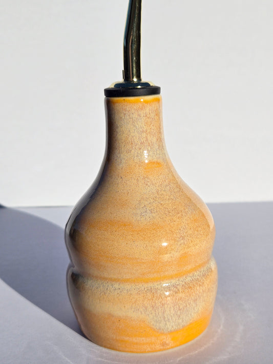 Oil bottle